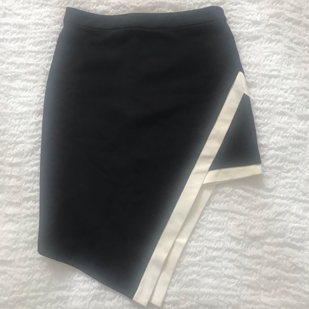 Asymmetrical black and white skirt